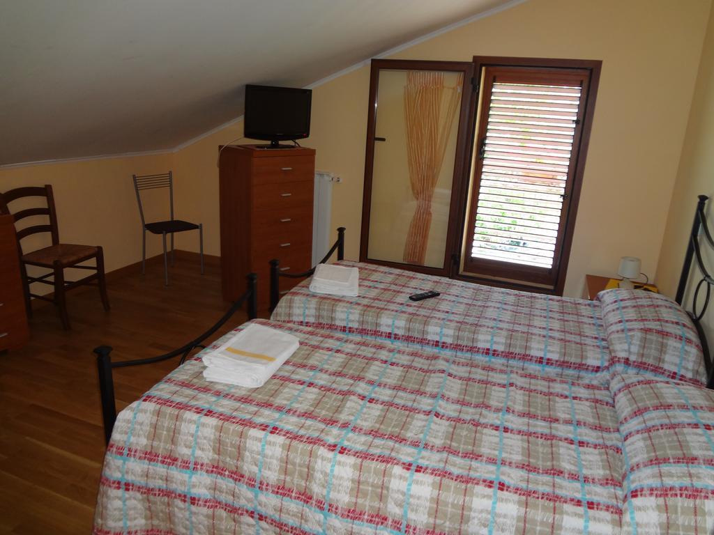 Villa Le Stanze Di Bacco à Cagnano Amiterno Chambre photo