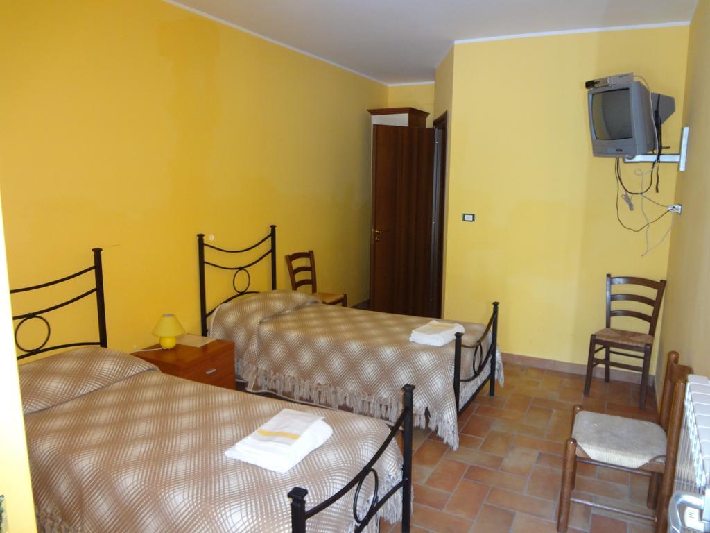 Villa Le Stanze Di Bacco à Cagnano Amiterno Chambre photo